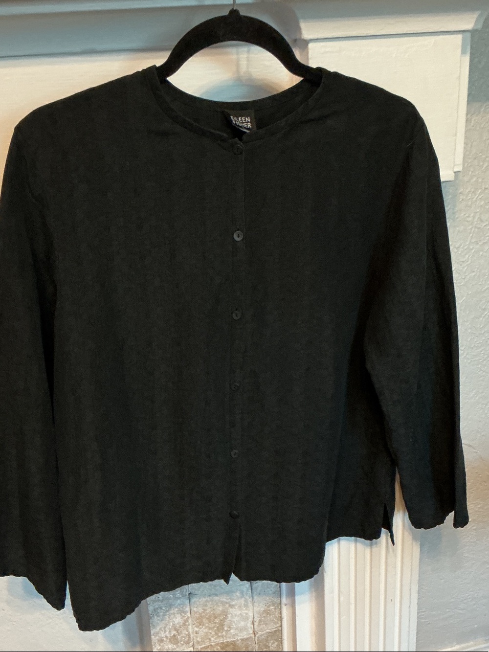 Eileen Fisher Black Lightweight Button-Front women’s Blouse 72% silk 28% linen